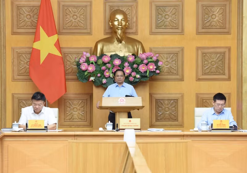 PM Pham Minh Chinh speaks at the meeting. (Photo: NDO)