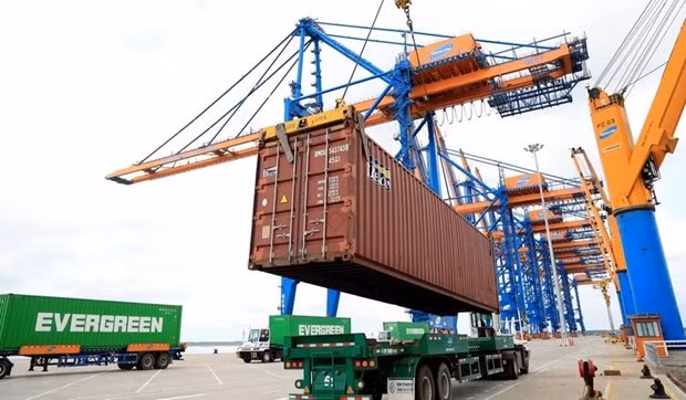 Containers handled at Cai Mep port in Ba Ria-Vung Tau province (Photo: VNA)