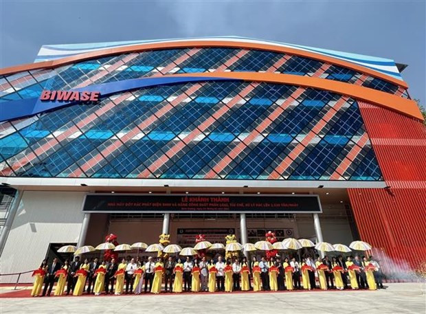 A 5-MW waste-to-energy facility, the first of its kind in the southern province of Binh Duong, becomes operational on January 12 (Photo: VNA)