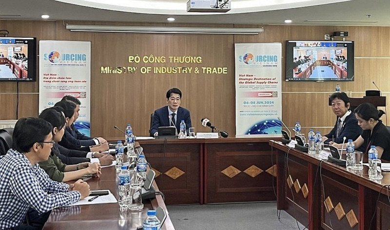 At the conference held by the Ministry of Industry and Trade in Ho Chi Minh City on April 12. (Photo: VNA)