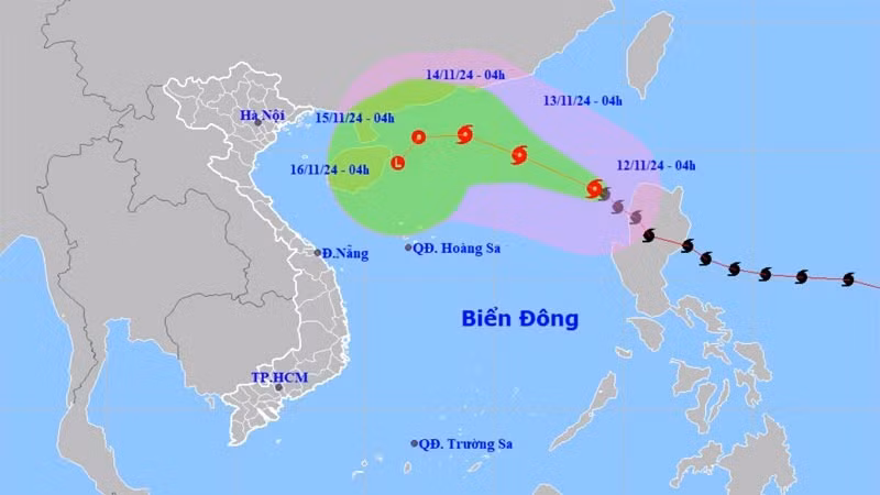 The predicted trajectory of Storm Toraji (Photo: nchmf.gov.vn)