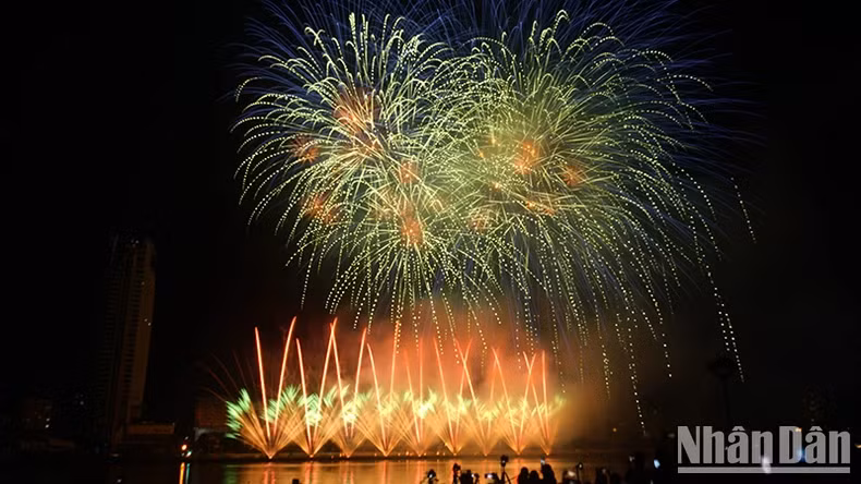 A performance by France team A performance by France team