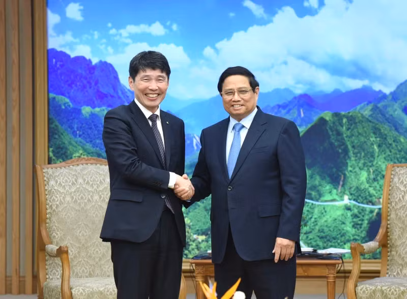 Prime Minister Pham Minh Chinh and Governor of Gunma prefecture Yamamoto Ichita. (Photo: VNA)