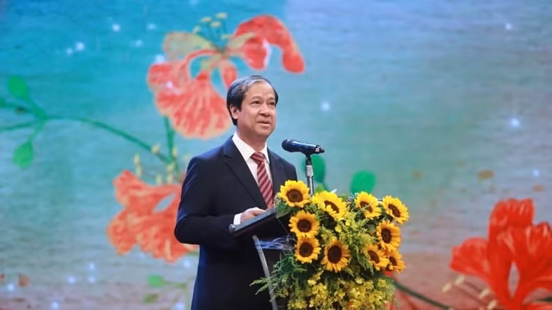 Minister of Education and Training Nguyen Kim Son speaking at the event.