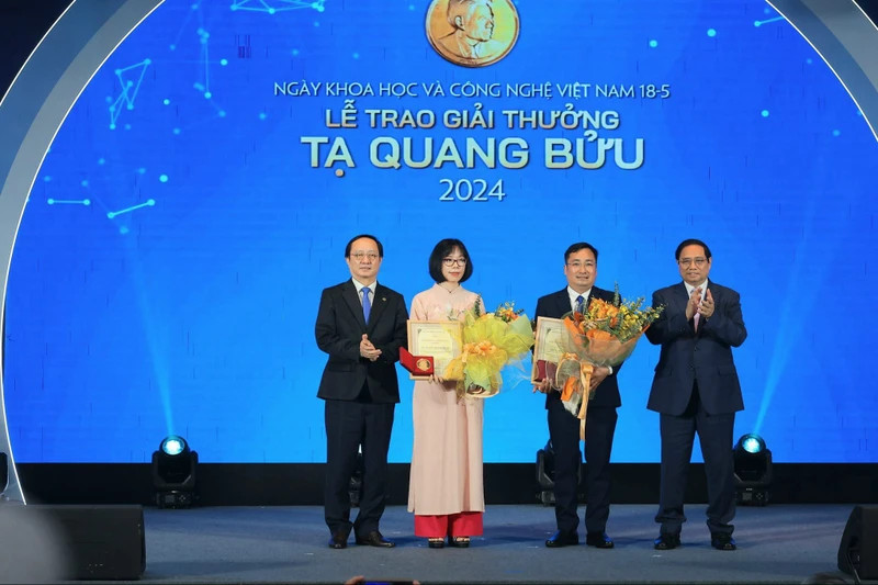 Physic, environmental scientists granted Ta Quang Buu Awards 2024