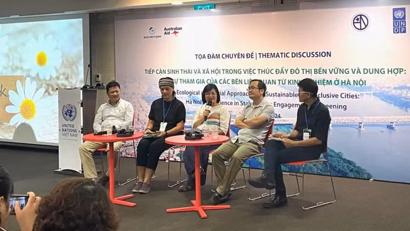 Delegates attends the seminar