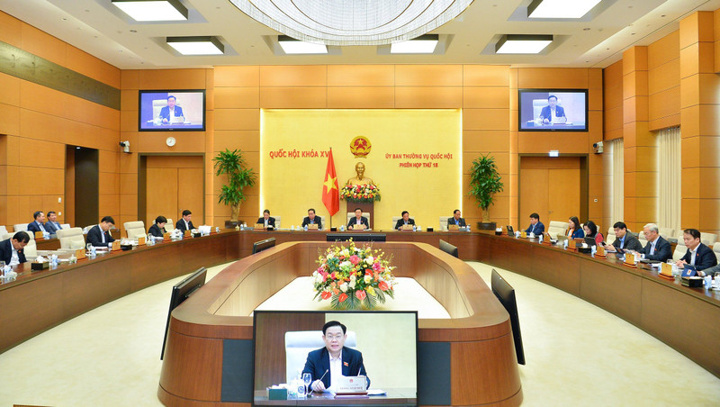  At the 18th meeting of the NA Steering Committee in Hanoi on December 21. (Photo: quochoi.vn)