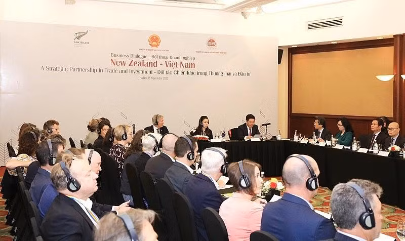 At the Vietnam-New Zealand Business Dialogue. (Photo: congthuong.vn)