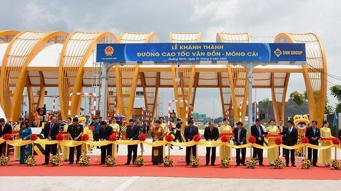 At the inauguration ceremony (Photo: NDO/Tran Hai)
