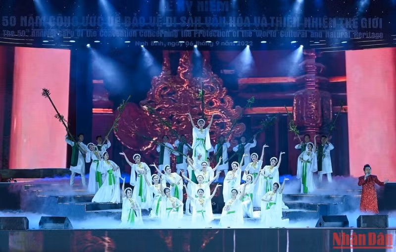 A performance at the ceremony. 