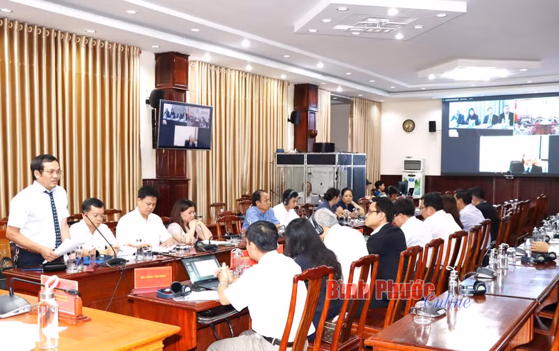 Overview of the event (Photo: baobinhphuoc.com.vn)