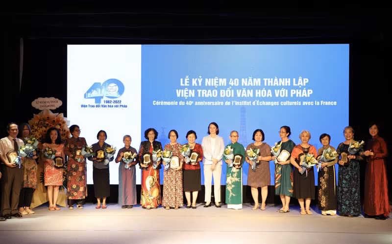 Participants at the ceremony. (Photo: VNA)