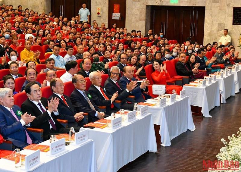Delegates at the congress. 