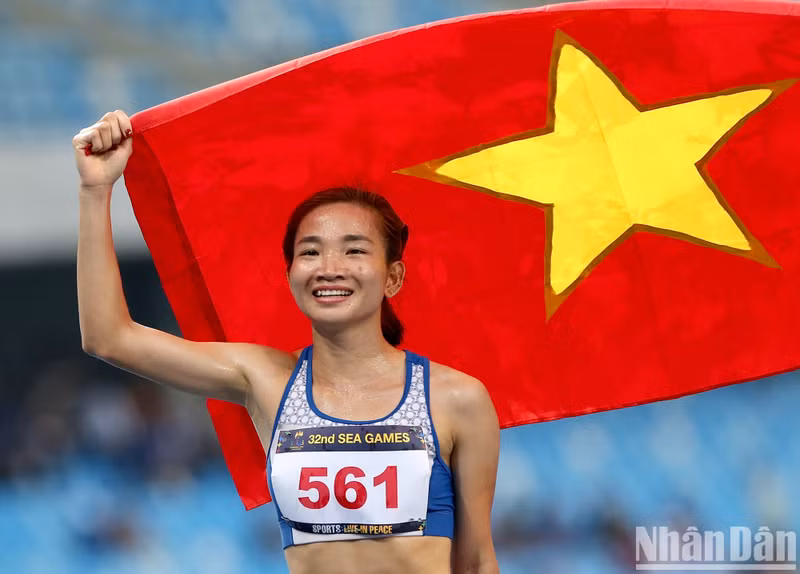 In Pictures: Nguyen Thi Oanh and the "golden double" in SEA Games history