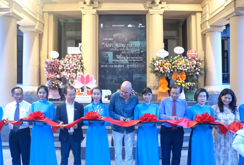 Painting masterpieces from the Netherlands come to Hanoi.