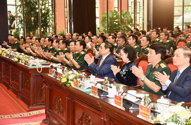 Prime Minister Pham Minh Chinh and other delegates attend the ceremony. Prime Minister Pham Minh Chinh and other delegates attend the ceremony.