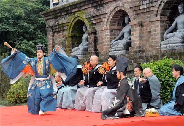 Japanese artists at the event (Photo: VNA)