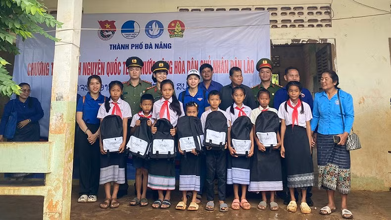 Gifts presented to needy students