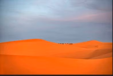 “Sahara Desert in sunrise” photo by Van Viet (Photo:betterphotographyphotocomp.com)