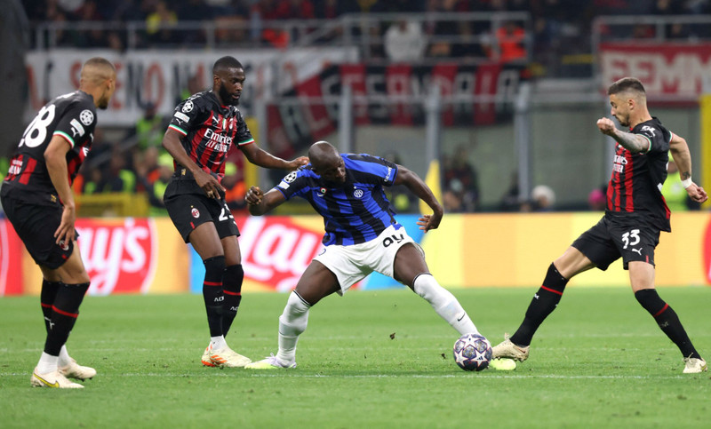 Inter Milan's Romelu Lukaku in action with AC Milan's Fikayo Tomori and Rade Krunic Champions League - Semi Final - First Leg - AC Milan v Inter Milan - San Siro, Milan, Italy - May 10, 2023. (Photo: Reuters)