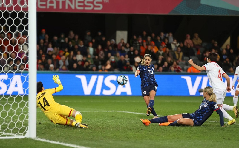 Danielle van de Donk scores as the Dutch go five goal ahead before halftime. (Photo: FIFA)