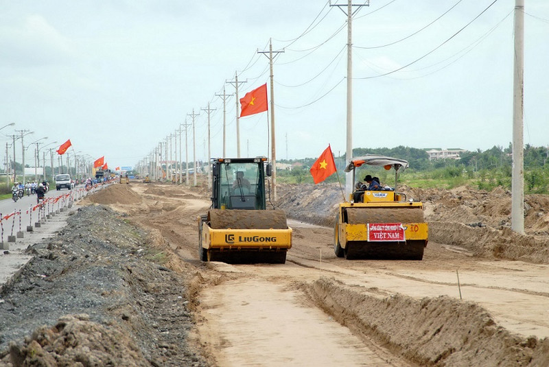 The government is reviewing policies regarding public-private partnership to lure in more private investment