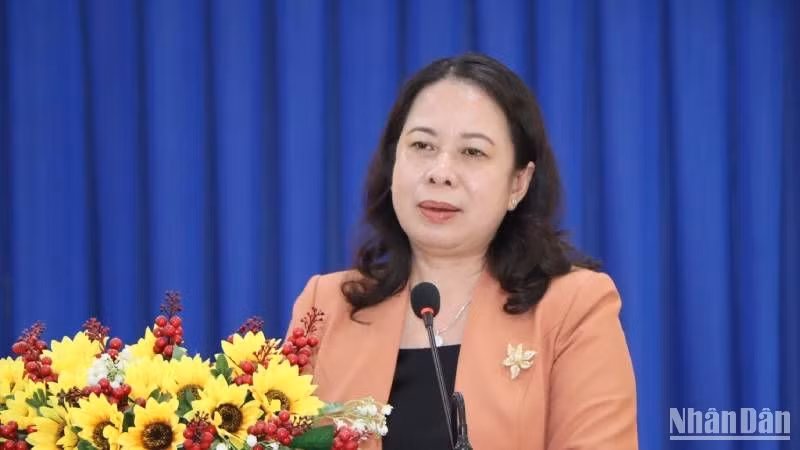 Vice President Vo Thi Anh Xuan speaking at the meeting. (Photo: NDO)