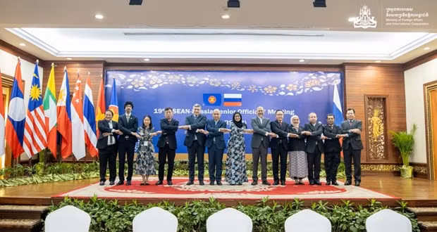 At the meeting (Photo: VNA)