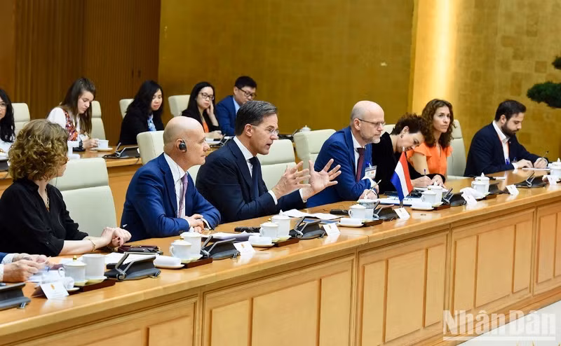 Prime Minister Mark Rutte and his Government members hold talks with Prime Minister Pham Minh Chinh. Prime Minister Mark Rutte and his Government members hold talks with Prime Minister Pham Minh Chinh.