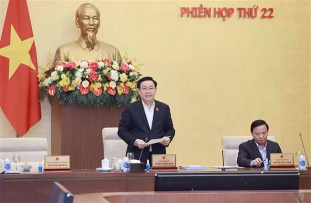 National Assembly Chairman Vuong Dinh Hue speaks at the event. (Photo: VNA)