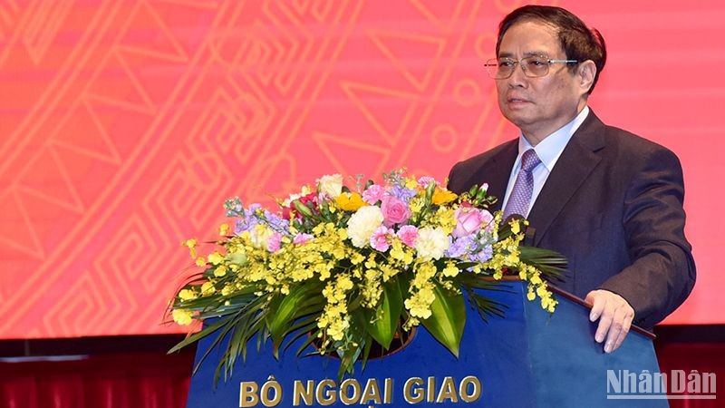 Prime Minister Pham Minh Chinh speaks at the teleconference (Photo: Tran Hai/NDO)