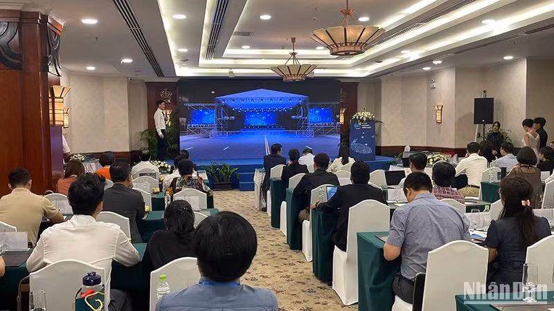 At the press brief to announce events under “Cashless Day 2023”. (Photo: NDO)