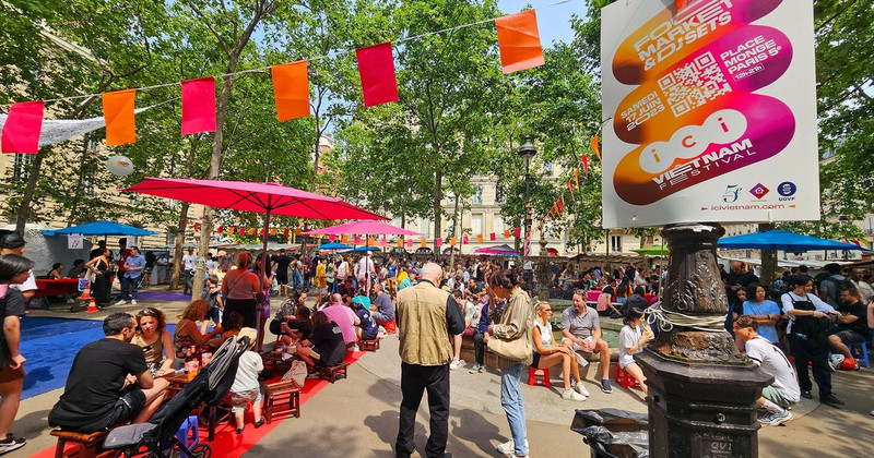 [Pictures] Vietnamese food and music party in Paris