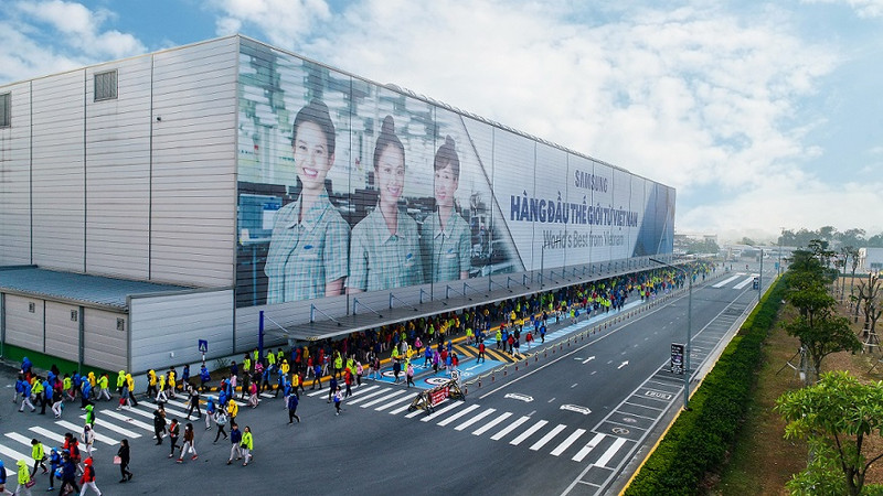 Vietnam is becoming an attractive investment location for foreign investors like Samsung