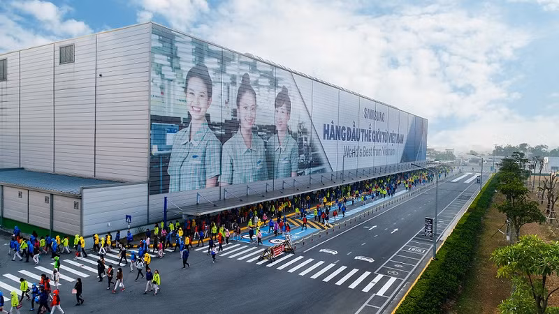 Vietnam is becoming an attractive investment location for foreign investors like Samsung