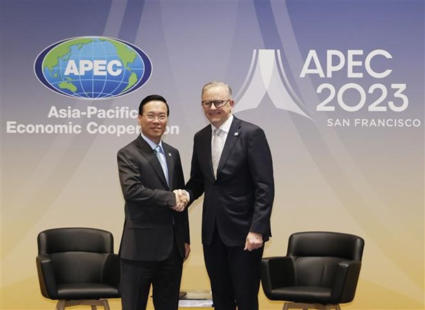 President Vo Van Thuong (L) meets Australian Prime Minister Anthony Albanese in San Francisco. (Photo: VNA)