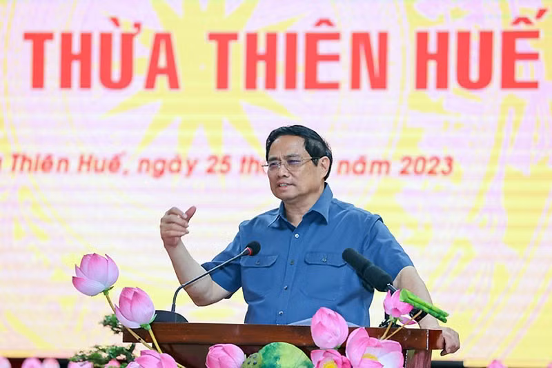 Prime Minister Pham Minh Chinh speaking at the working session. (Photo: NDO)