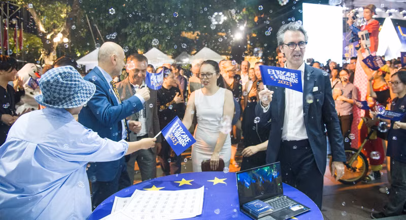 [In Pictures] Europe Village: Adventures of the Senses