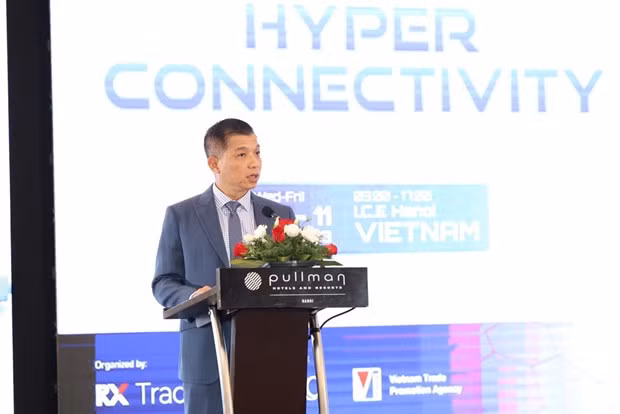 RX Tradex Vietnam General Director Vu Trong Tai speaks at the press conference announcing the 10th SIE and 14th VME. (Photo: VNA)