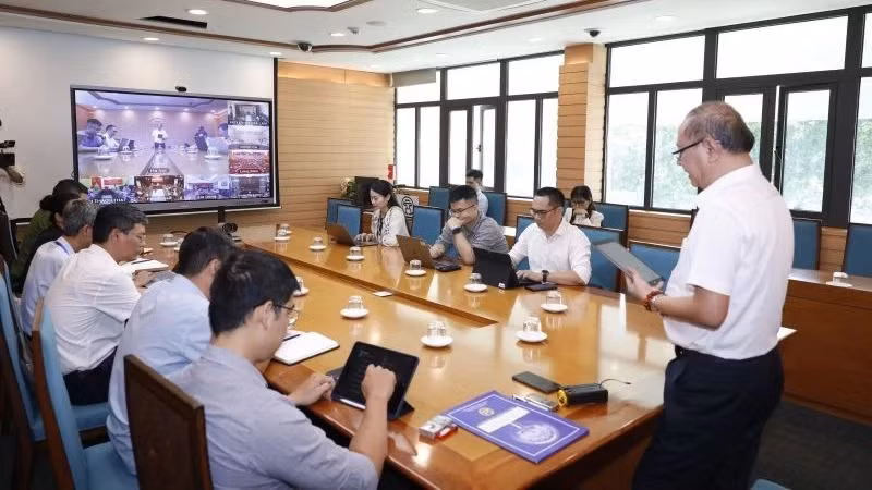 Overview of the event.