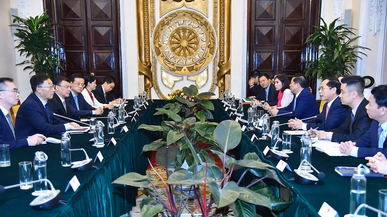 An overview of the meeting.