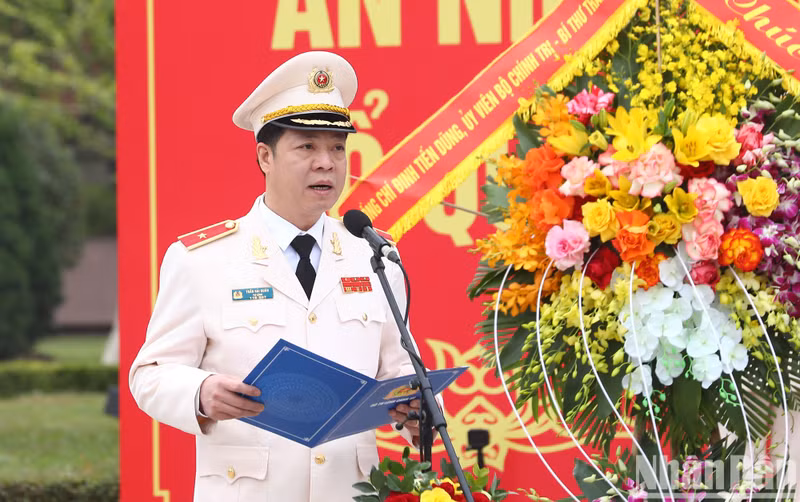Commander Maj. Gen. Tran Hai Quan delivered the opening speech.