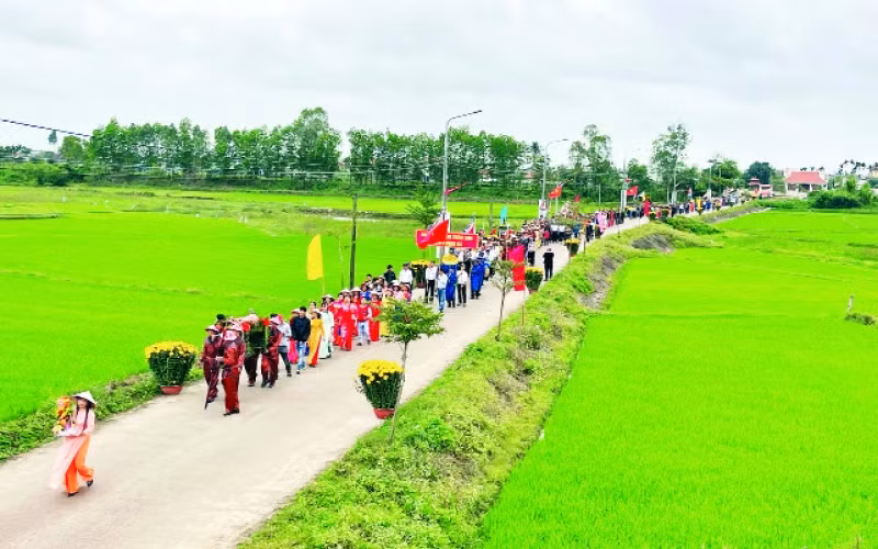 Ba Chiem Son Festival in Chiem Son Village, Duy Trinh Commune, Duy Xuyen District, Quang Nam Province.