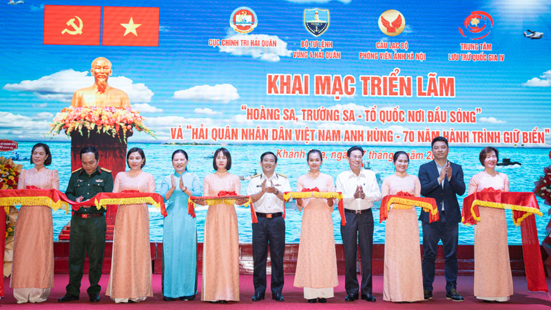 The exhibition themed “Hoang Sa, Truong Sa — The Nation at the Forefront” and “Heroic Vietnam People’s Navy 