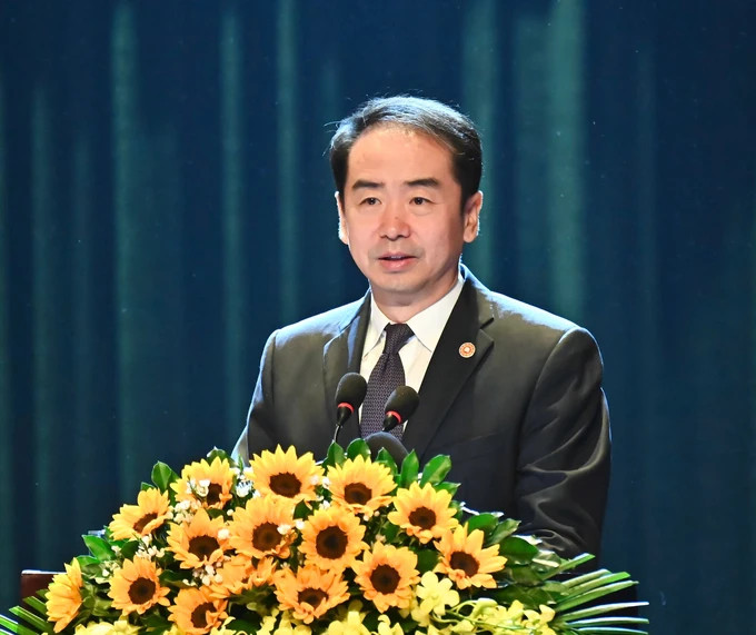 Chinese Ambassador to Vietnam He Wei addresses the event. (Photo: sggp.org.vn)