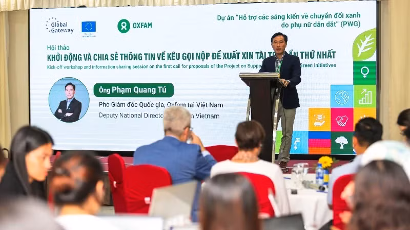 Project launch ceremony (Photo: Oxfam Vietnam) 