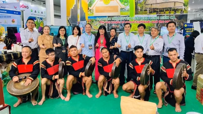 The Dak Lak Department of Culture, Sports and Tourism takes part in tourism promotion at the Vietnam International Travel Mart 2025, held in Ha Noi from 10 to 14 April.