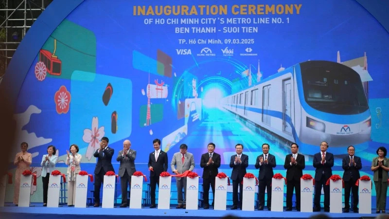 The Ben Thanh – Suoi Tien metro line in Ho Chi Minh City is officially inaugurated at a ceremony on March 9. (Photo: NDO)