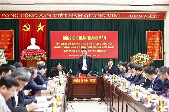 NA Chairman Tran Thanh Man speaks at the working session with the Tuyen Quang provincial Party Committee’s Standing Board. (Photo: VNA)