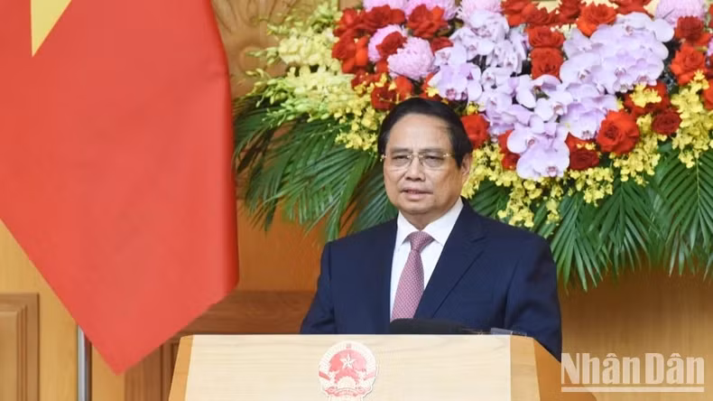 PM Pham Minh Chinh speaks at the meeting. (Photo: NDO)